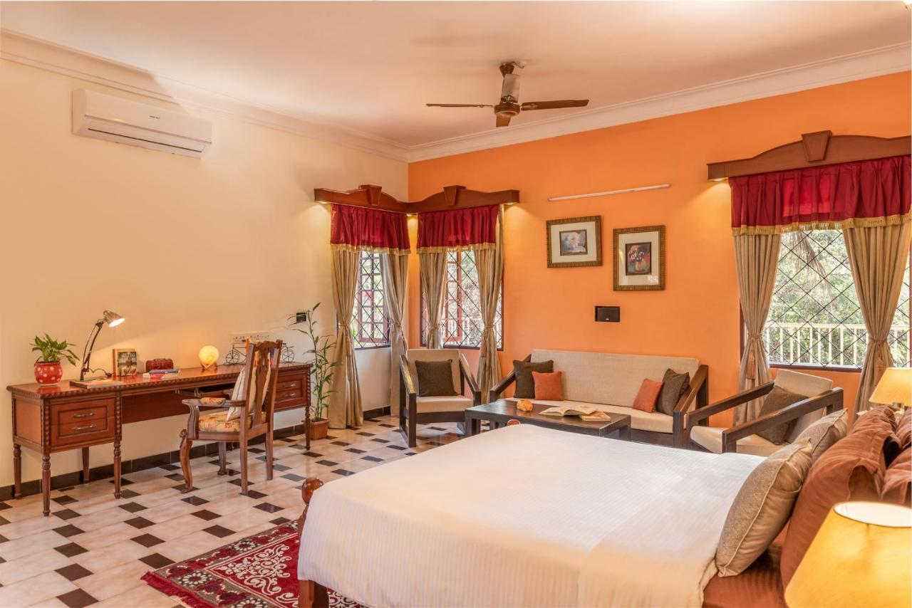 ポーボリム Casa Amarela - Lux Portuguese 4Bhk In North Goaヴィラ エクステリア 写真