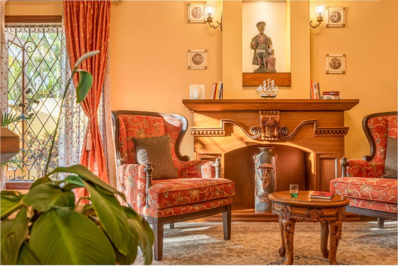 ポーボリム Casa Amarela - Lux Portuguese 4Bhk In North Goaヴィラ エクステリア 写真