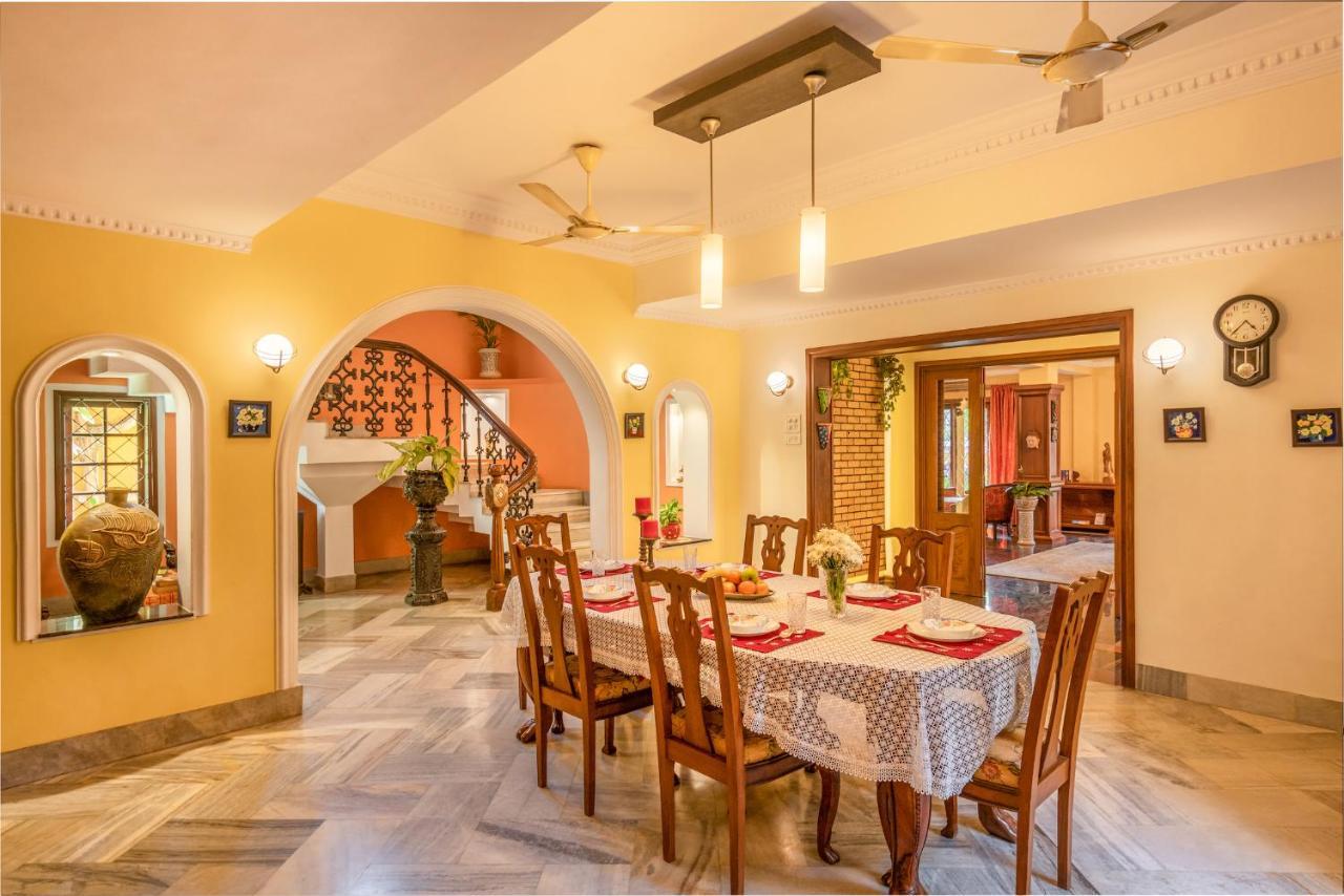 ポーボリム Casa Amarela - Lux Portuguese 4Bhk In North Goaヴィラ エクステリア 写真