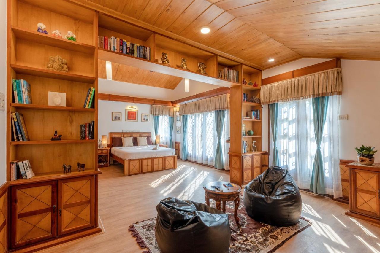 ポーボリム Casa Amarela - Lux Portuguese 4Bhk In North Goaヴィラ エクステリア 写真